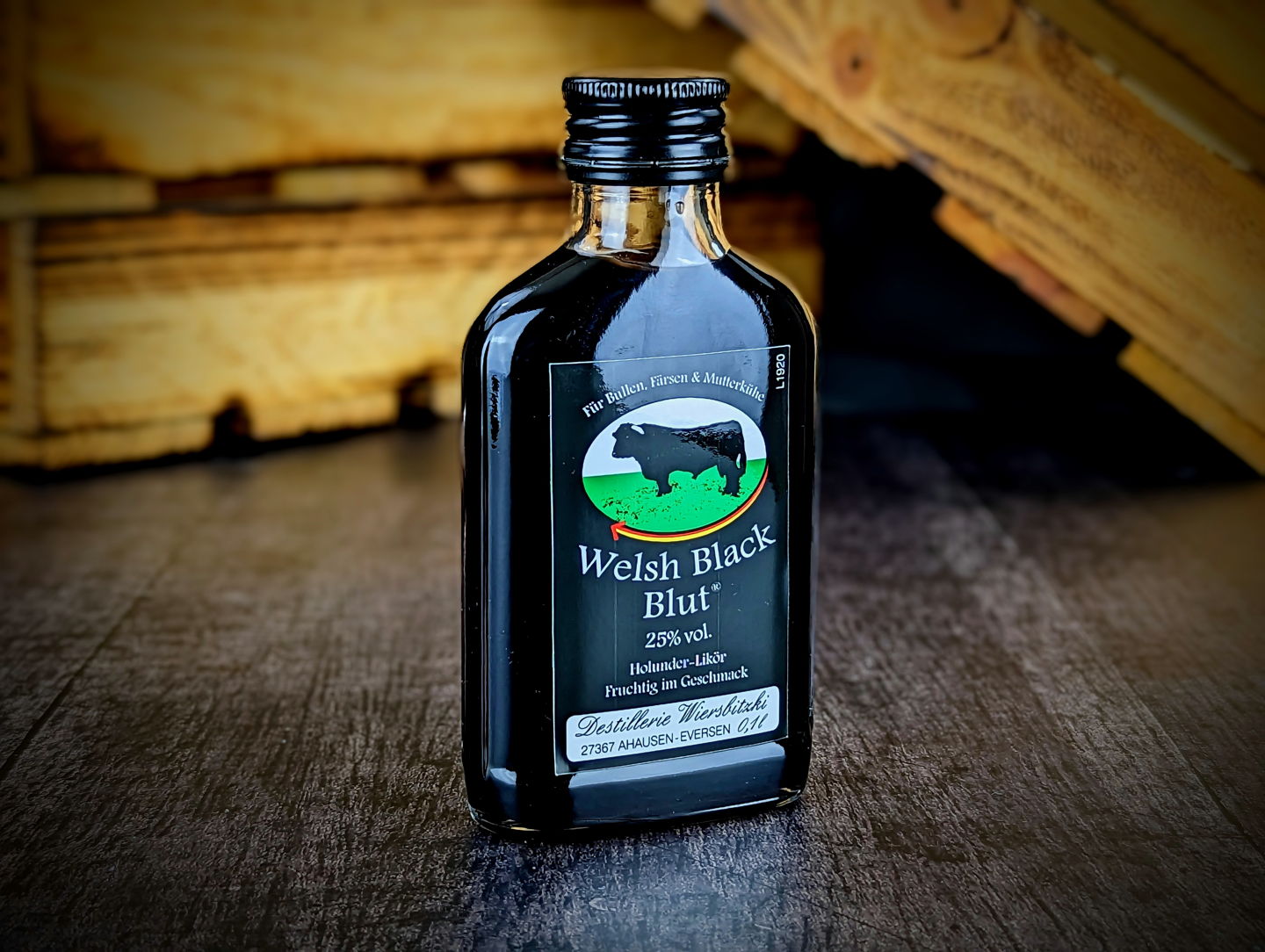 Welsh Black Blut 25% Vol. Est. 2015